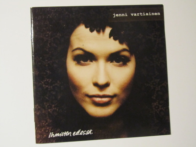 Jenni Vartiainen • Ihmisten Edessä CD