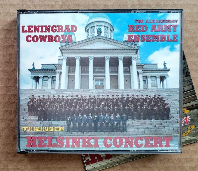 LENINGRAD COWBOYS: Total Balalaika Show – 2-CD 1993 +juliste