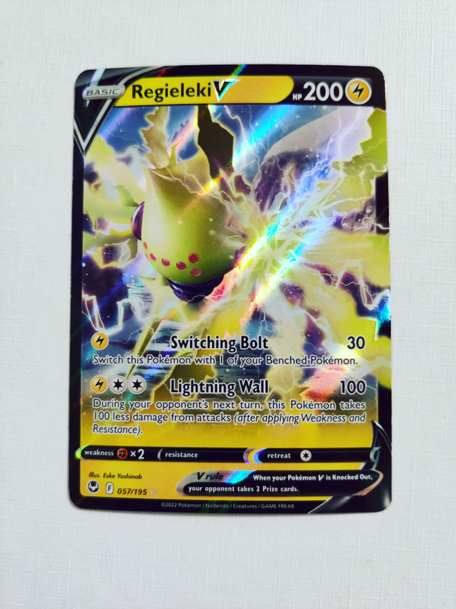 Regieleki V 057/195 Silver Tempest Ultra Rare