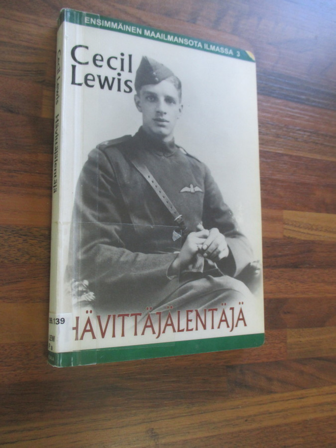 CECIL LEWIS - hävittäjälentäjä !