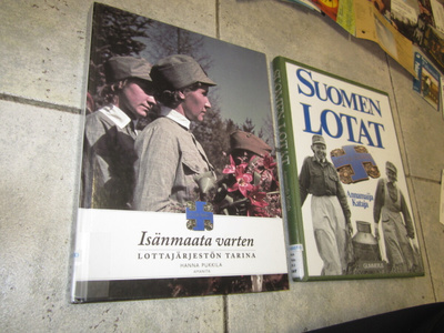 SUOMEN LOTAT & ISÄNMAATA VARTEN