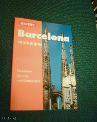 Berlitz BARCELONA matkaopas (1999) Sis.postikulut