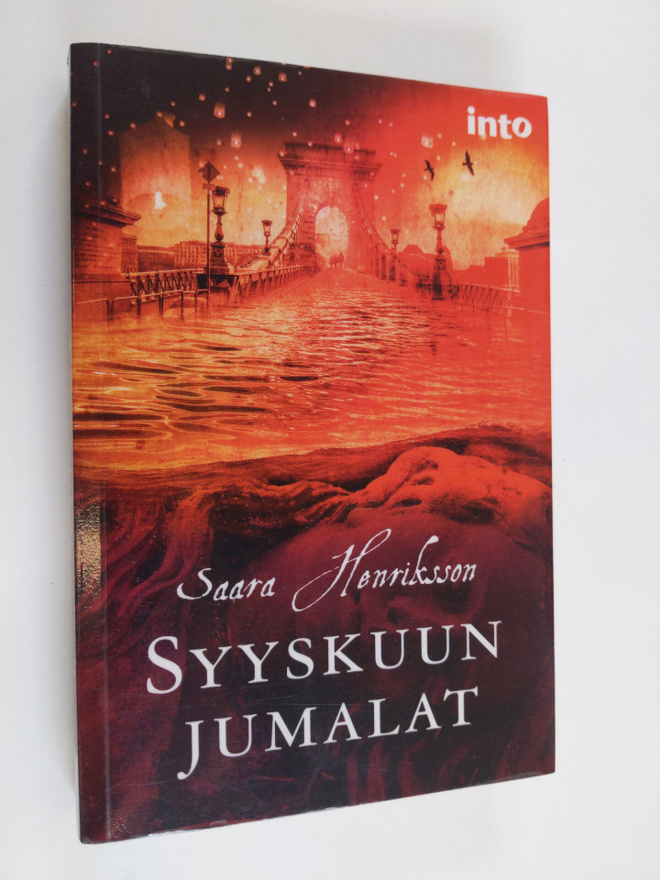 Saara Henriksson : Syyskuun jumalat