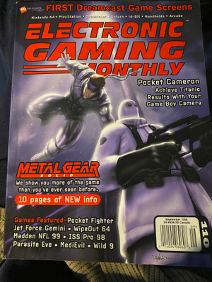 Pelilehti: Electronic Gaming Monthly 110