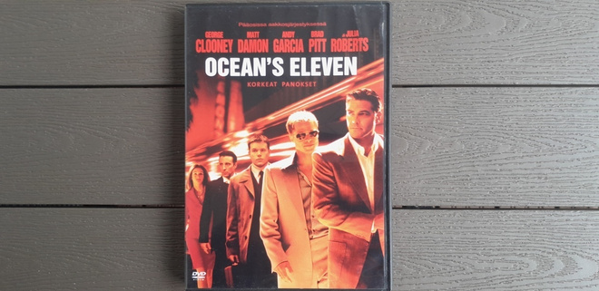 DVD: Ocean's Eleven (George Clooney, Brad Pitt 2001)