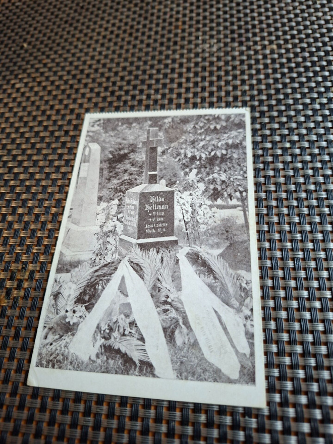 A Vaasa  Hilda Hellman  hauta