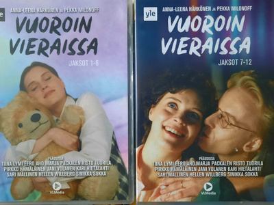 VUOROIN VIERAISSA KOKO SARJA DVD