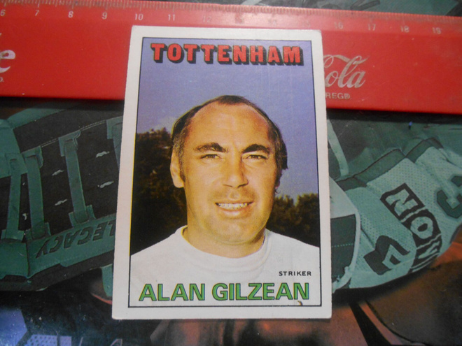 K7. A&B.C. #134 A. Gilzean Tottenham Hotspur