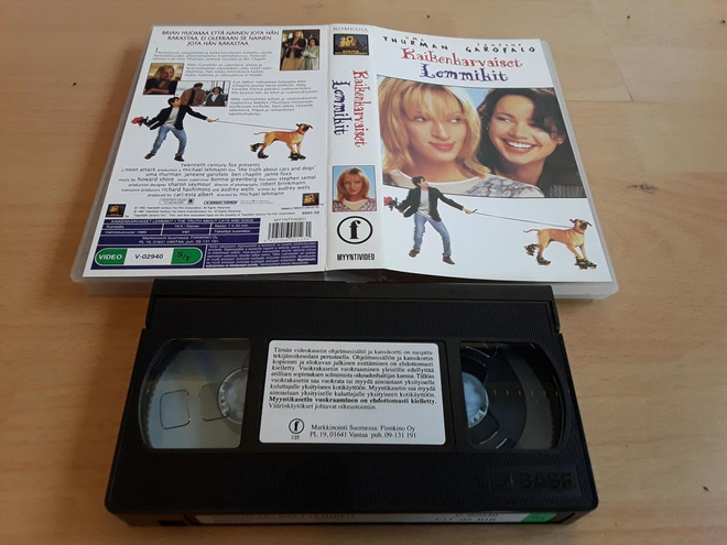 Kaikenkarvaiset Lemmikit - SF VHS (Finnkino Oy)