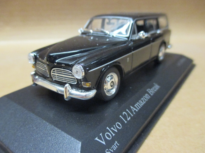 Volvo 121 Amazon Break, Minichamps