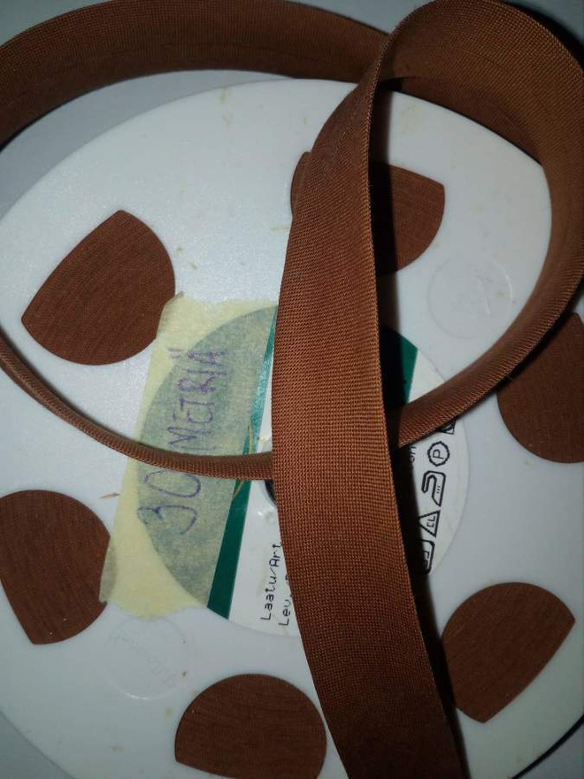 Vinokantti puuvilla  (19mm) vaalea ruskea