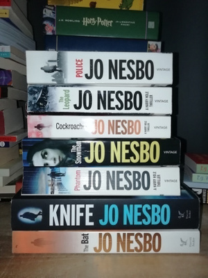 Jo Nesbø - 8 Harry Hole kirjaa - In English