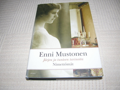 Enni Mustonen Nimettömät -sid