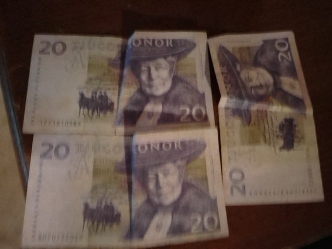 3 x 20 kruunun seteleitä