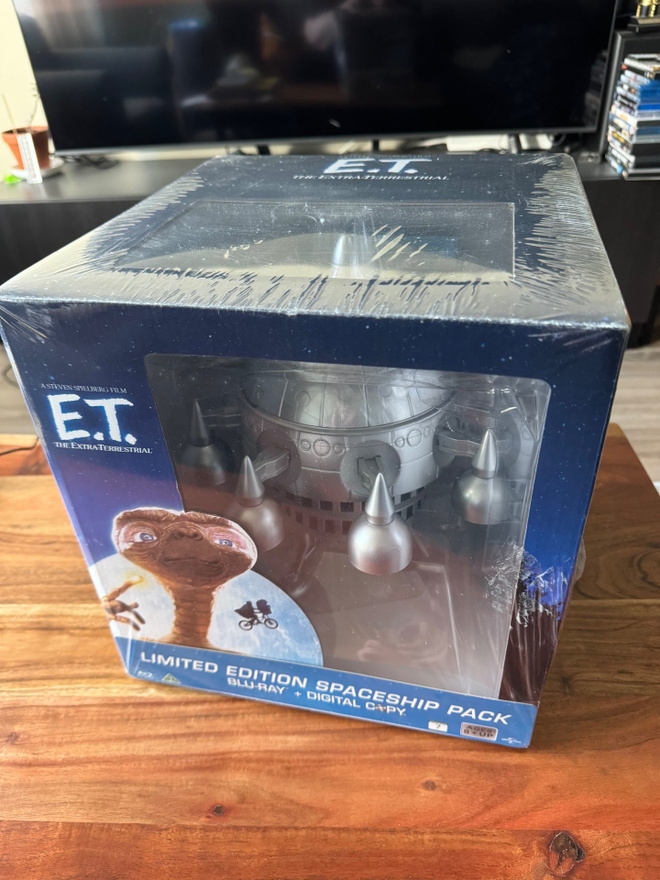 E.T. Limited Edition Spaceship Pack Blu-Ray *UUSI*
