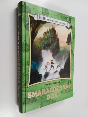 John Stephens : Smaragdernas bok