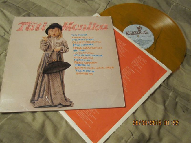 Täti Monika keltainen lp-levy  KEL 602