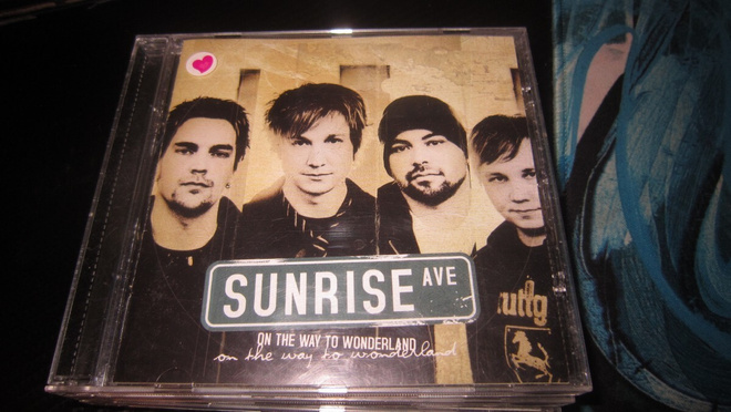 SUNRISE AVE / On The Way To Wonderland