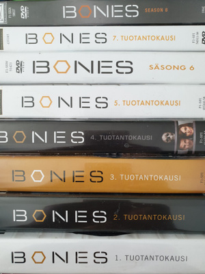 BONES 1 - 8  DVD