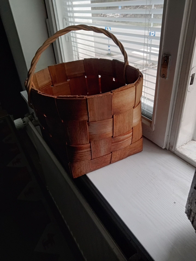Pärekori, kompakti koko marjametsälle.