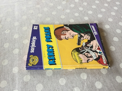 SARJAKIRJA 82