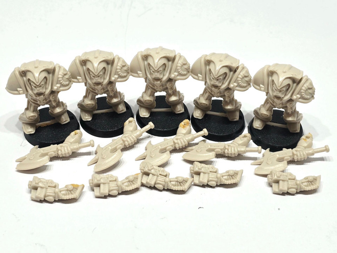 WH40K - 5 Space Marine Space Hulk Terminator Librarian [A23]