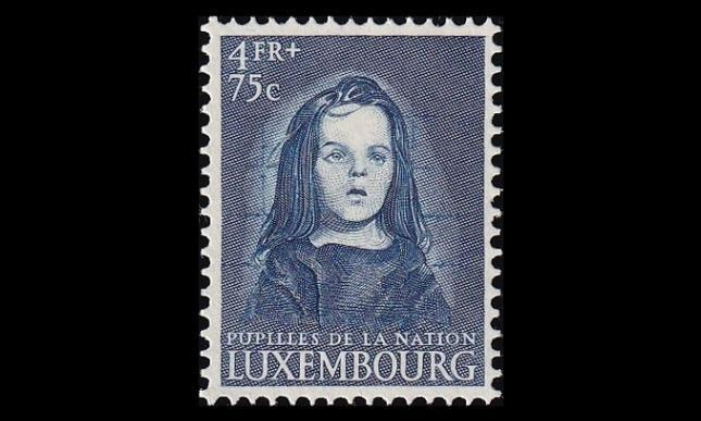 Luxemburg 471 ** Sotaorpojen hyväksi 4 Fr + 75 C (1950)