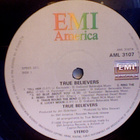 TRUE BELIEVERS :: TRUE BELIEVERS :: VINYYLI LP 1986 - pikkukuva 3