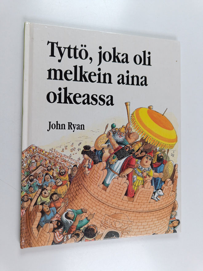 John Ryan : Tyttö, joka oli melkein aina oikeassa
