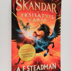 A.F. Steadman : Skandar ja yksisarvisvaras (näytekappale) - pikkukuva 1