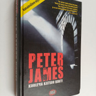 Peter James : Kuolema katsoo kohti - pikkukuva 1