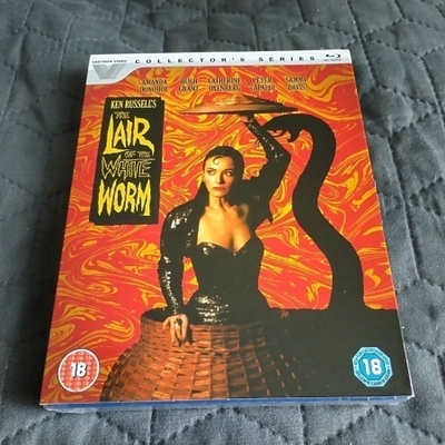 Lair of the White Worm Blu-ray slipcover **muoveissa**
