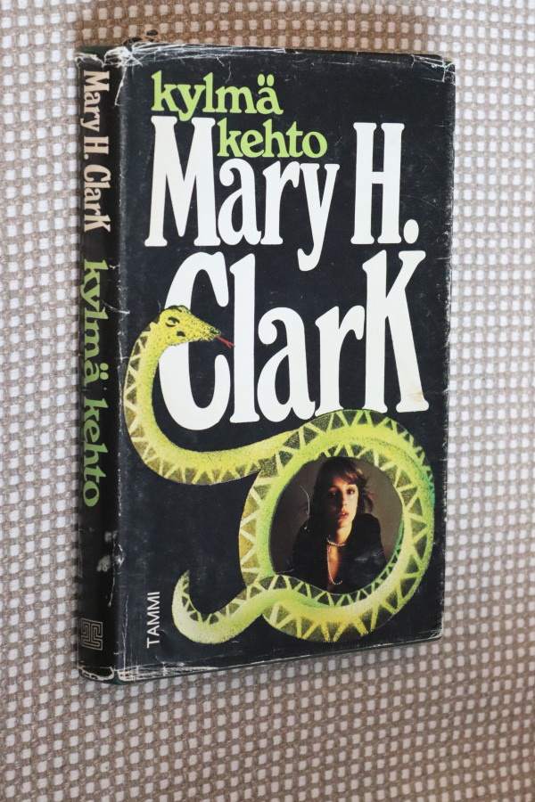 Mary H. Clark : Kylmä kehto ( 1.p. 1981 )