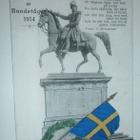 Minne av Bondetåget 1914, patsas, lippu ja seppele, p. 1914 - pikkukuva 1