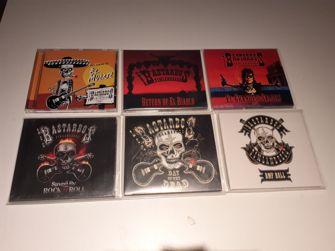 Los Bastardos Finlandeses + DDR CD Paketti