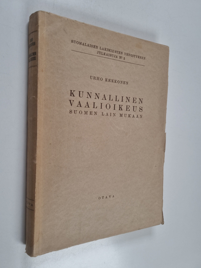 Urho Kekkonen : Kunnallinen vaalioikeus Suomen lain mukaan