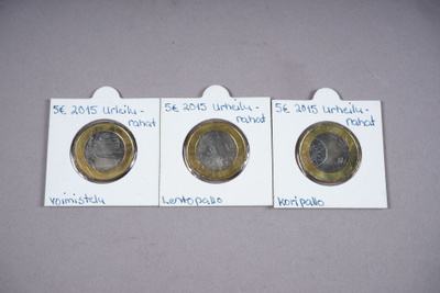1152. 3kpl 'Urheiluraha' 5€ juhlaraha, UNC.