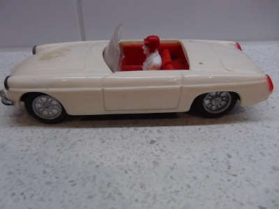 M G B N0. 181 Made in Hong Kong, VANHA AUTO JA KUSKI