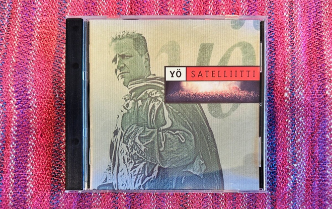 CD: Yö - Satelliitti