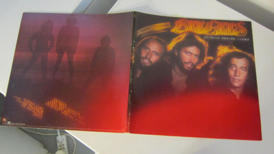 Bee Gees LP 1979 FIN Spirits Having Flown
