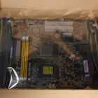 LGA775-emolevy Asus P5VD2-VM, Asuksen tehdaskunnostama - pikkukuva 1
