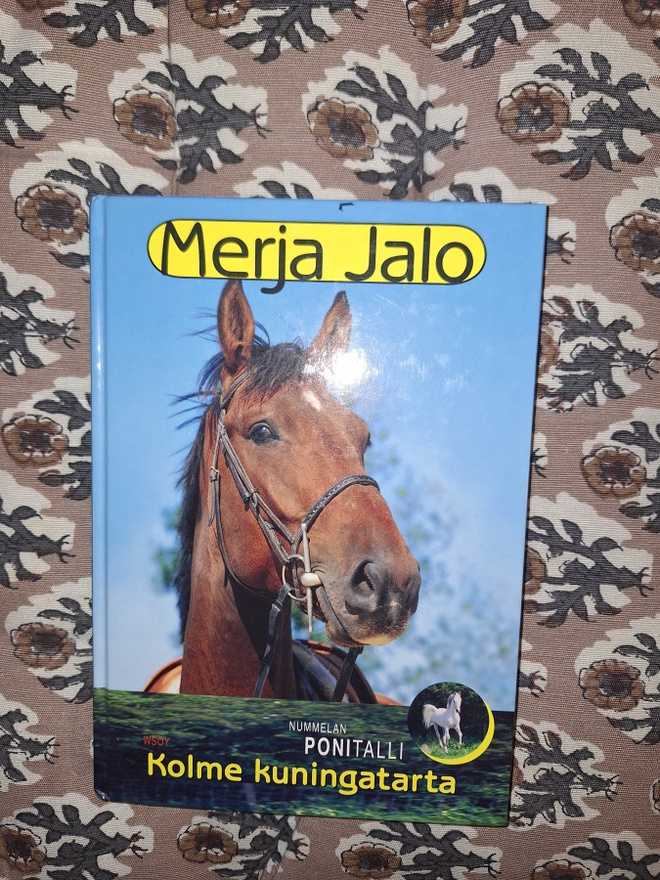 Merja Jalo  : Kolme kuningatarta 1p