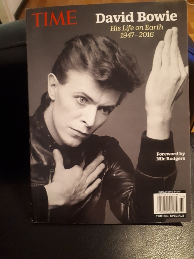 David Bowie His Life on Earth 1947-2016 Time Magazine book