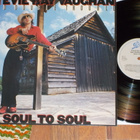 STEVIE RAY VAUGHAN - Soul To Soul - LP 1985 blues rock EX+ - pikkukuva 1