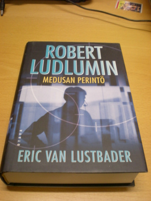 Eric van Lustbader: Robert Ludlumin Medusan perintö