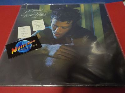 TOM WAITS - BLUE VALENTINE M-/EX LP