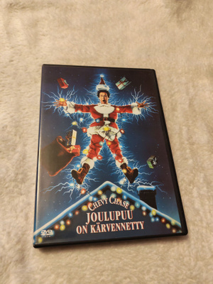 DVD Joulupuu on kärvennetty