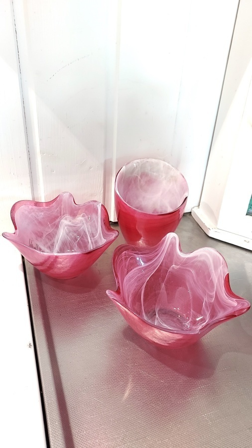 3 PURPPURANPUNAISTA ASTIAA TUIKUILLE TMS.