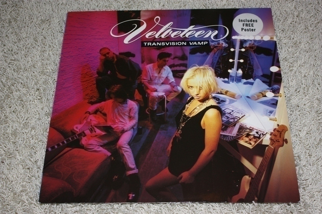 Transvision Vamp: Velveteen (LP) - mukana juliste