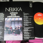 Neilikka - Arkinen laulu rakkaudesta, LP - pikkukuva 2